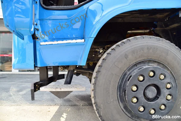 Dongfeng Lituo T25 160hp 4X2(6 wheels) 3.7m Dump Truck Cab (3) | 86Trucks