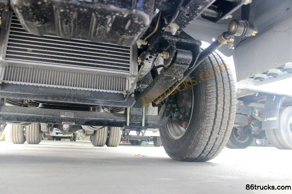Yuejin Xiaofuxing S50Q 1.3L 87 hp 4X2(6 wheels) Gasoline 2.575m Double Row Van Mini Truck Chassis (3) | 86Trucks