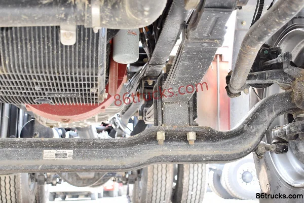 Foton Auman New ETX 6 series heavy truck 430hp 6X4(10 wheels) tractor truck Chassis (3) | 86Trucks