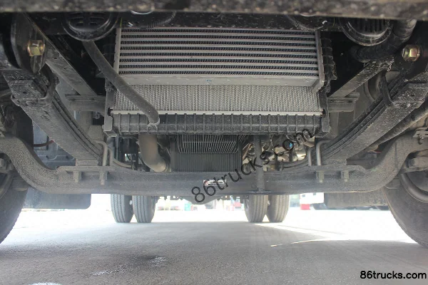 Foton Aumark S3 Series 143hp 4X2(6 wheels) 3.83m Half Row Cage Van Light Truck Chassis (1) | 86Trucks