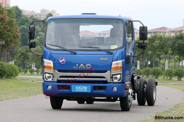 JAC Shuailing Q6 141hp 4X2(6 wheels) 4.12m Single Row Van Light Truck Exterior (3) | 86Trucks