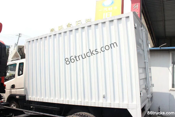 Feidi A3 Series 143 hp 4X2(6 wheels) 3.8m Semi-row Van Truck Body (2) | 86Trucks