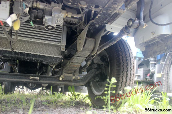 Feidi A3 Series 150 hp 4X2(6 wheels) 3.85m Crew Cab Flat-Side Grain Carrier Light Truck Chassis (3) | 86Trucks