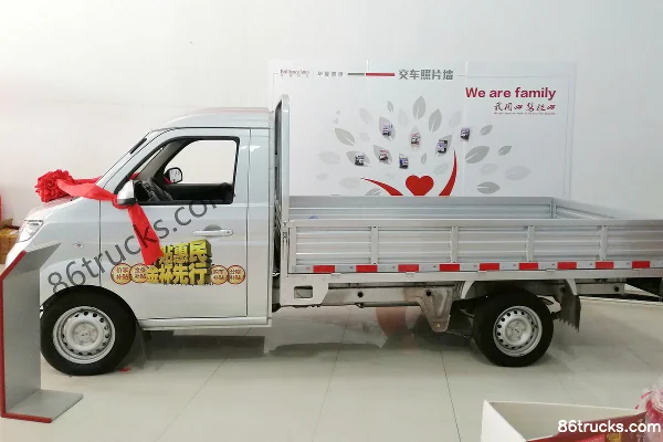 Jinbei T30 1.5L 109hp 4X2(6 wheels) Gasoline 2.92m Single Row Flatbed Micro Truck Exterior (2) | 86Trucks