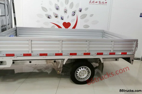 Jinbei T30 1.5L 109hp 4X2(6 wheels) Gasoline 2.92m Single Row Flatbed Micro Truck Body (1) | 86Trucks