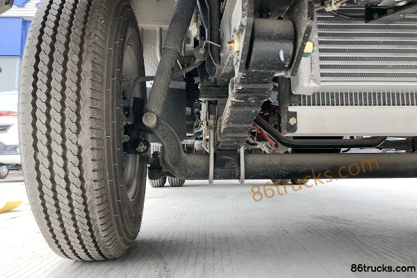 Foton Times Xiaoka Star 2.2L 88hp 4X2(6 wheels) Diesel 3.1m Double Row Flatbed Micro Truck Chassis (2) | 86Trucks