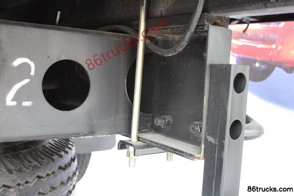 Jinbei Jinqi 120hp 4X2(6 wheels) 5.2m single-row stake light truck Chassis (2) | 86Trucks