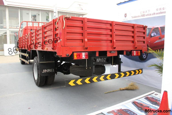 Jinbei Jinqi 120hp 4X2(6 wheels) 5.2m single-row stake light truck Body (1) | 86Trucks