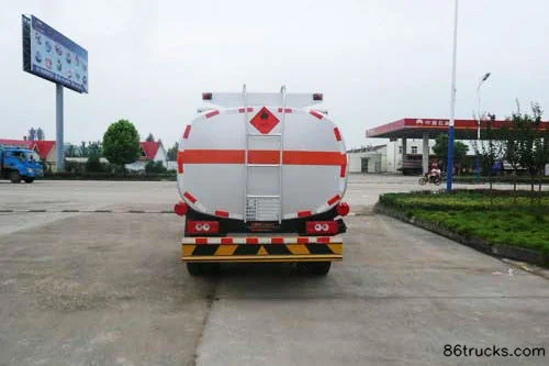 Foton Aoling CTX 102ch 4X2(6 roues) camion citerne (marque Chufei) Extérieur (2) | 86Trucks