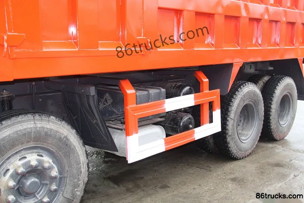 Dongfeng Commercial Vehicle Hercules Heavy Truck 290 hp 8X4(12 wheels) 7.3m Dump Truck Body (2) | 86Trucks