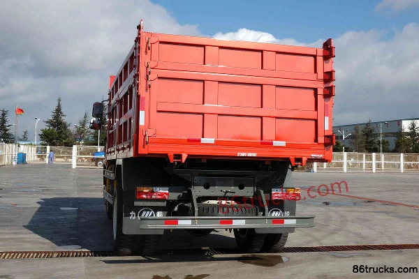 LIFAN European Style Zhanma A6 Light Truck 130 hp 4X2(6 wheels) 4.4m Dump Truck (LFJ3077G1) Cab (1) | 86Trucks