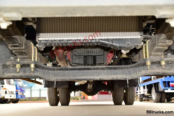 JAC Junling V9 195 hp 4X2(6 wheels) 6.78m flatbed cargo truck (China VI) Chassis (1) | 86Trucks