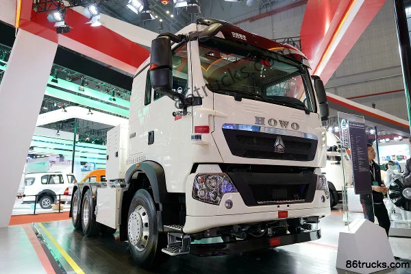 Sinotruk HOWO T5G Heavy Truck 25T 6X4(10 wheels) Driverless Electric Tractor Truck 248.22kWh Exterior