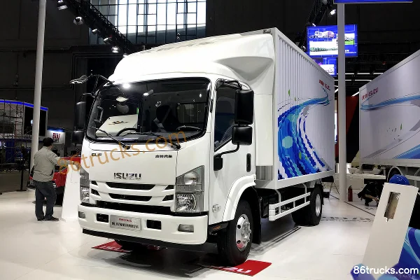 Qingling Isuzu NLR/NMR 120 hp 4X2(6 wheels) 4.13m Single Row Van Light Truck (China VI) Exterior (3) | 86Trucks