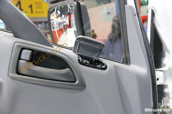 Qingling Isuzu NLR/NMR 120 hp 4X2(6 wheels) 4.13m Single Row Van Light Truck (China VI) Cab (3) | 86Trucks