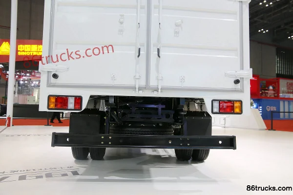Qingling Isuzu NLR/NMR 120 hp 4X2(6 wheels) 4.13m Single Row Van Light Truck (China VI) Body (2) | 86Trucks