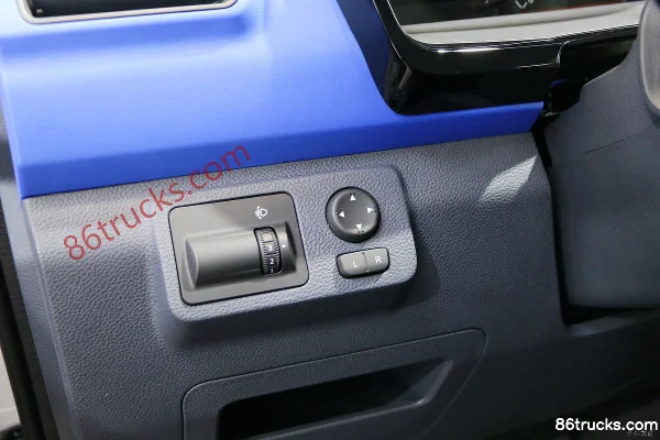 SAIC MAXUS EV30 2,5 T 4,5 m empattement long véhicule utilitaire électrique intelligent 35 kWh Cabine (2) | 86Trucks