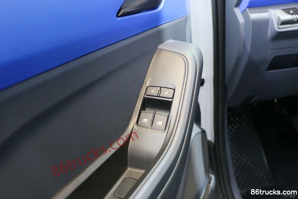 SAIC MAXUS EV30 2,5 T 4,5 m empattement long véhicule utilitaire électrique intelligent 35 kWh Cabine (1) | 86Trucks