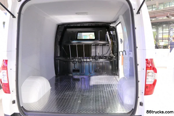 SAIC MAXUS EV30 2,5 T 4,5 m empattement long véhicule utilitaire électrique intelligent 35 kWh Carrosserie (2) | 86Trucks