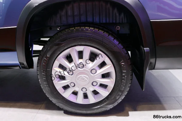 SAIC MAXUS V90 Business Edition 218 hp 7-Seat Manual Long Wheelbase Commercial Van Chassis (1) | 86Trucks
