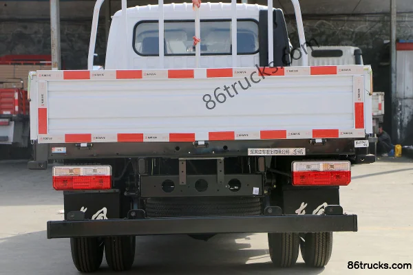 Dongfeng Captain K5 2018 Model 115hp 4X2(6 wheels) 2.8m Double Row Flatbed Light Truck (Hydraulic Brake) Body (1) | 86Trucks