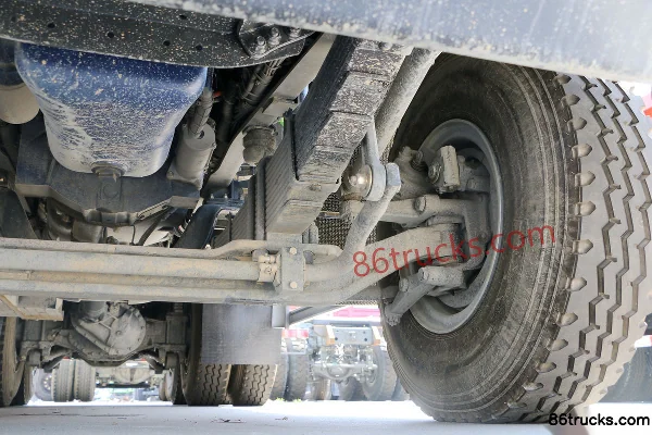 Dongfeng Liuqi Chenglong H7 400 ch 6X4(10 roues) 5,6 m camion benne (China VI) Châssis (3) | 86Trucks