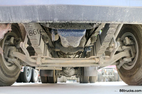 Dongfeng Liuqi Chenglong H7 400 ch 6X4(10 roues) 5,6 m camion benne (China VI) Châssis (1) | 86Trucks