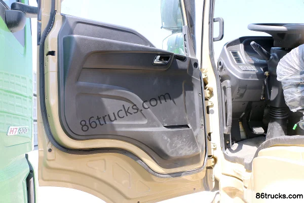 Foton Auman New ETX 9 Series Heavy Truck 336 hp 8X4(12 wheels) 5.8 m Dump Truck (Beijing V Special) Cab (1) | 86Trucks