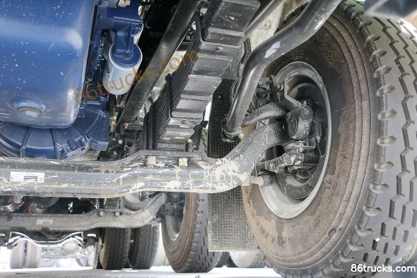 Foton Auman New ETX 9 Series Heavy Truck 336 hp 8X4(12 wheels) 5.8 m Dump Truck (Beijing V Special) Chassis (3) | 86Trucks