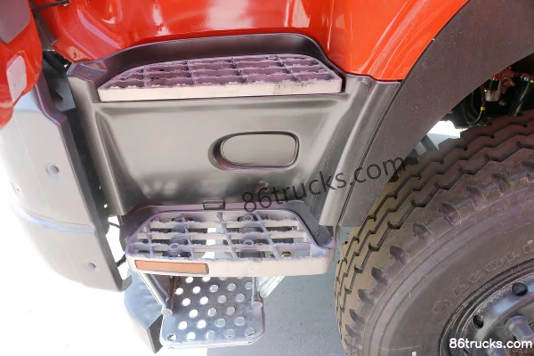 Dongfeng Commercial Vehicle Zhatu Edition Tianlong KC Heavy Truck 420 hp 6X4(10 wheels) 6m Dump Truck Cab (2) | 86Trucks
