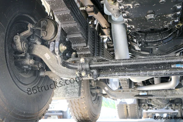 Dongfeng Commercial Vehicle Tianlong KC Heavy Truck 420hp 8X4(12 wheels) 7.8m Dump Truck (5.92 Axle Ratio) Chassis (2) | 86Trucks