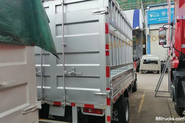 Kama K22 87 hp 4X2(6 wheels) 2.5m double-row cage micro truck Body (1) | 86Trucks