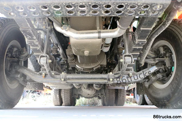 SHACMAN Commercial Vehicle Xuande X3 Enhanced Edition 385 hp 6X4(10 wheels) 5.8m dump truck Chassis (1) | 86Trucks
