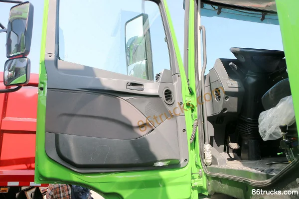 Foton Auman GTL 9 Series Heavy Truck 400hp 8X4(12 wheels) 7.8m Dump Truck (Fukang) Cab (1) | 86Trucks