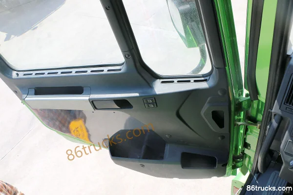 SHACMAN Delong F3000 Enhanced Edition 380hp 6X4(10 wheels) 5.8m LNG Dump Truck Cab (2) | 86Trucks