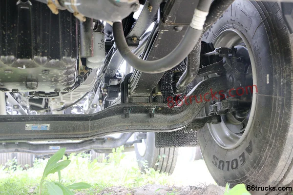 Dongfeng Commercial Vehicle Tianlong VL Heavy Truck 2019 Green Pass Edition 450 hp 8X4(12 wheels) 9.4m Flatbed Cargo Truck Chassis (3) | 86T