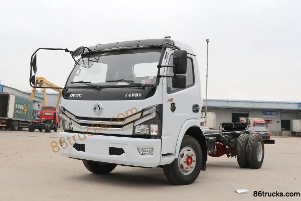 Dongfeng Duolika D6-L 2018 model Enhanced Edition 156 hp 4X2(6 wheels) 4.17m single-row flatbed light truck Exterior (3) | 86Trucks