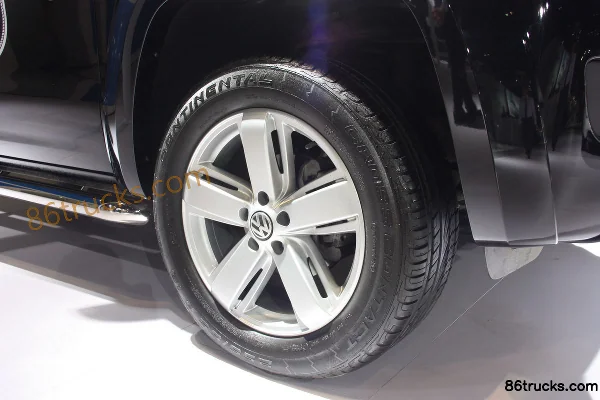 Volkswagen Amarok 2011 4x4(6 roues) 2.0L diesel double cabine pick-up Carrosserie (1) | 86Trucks