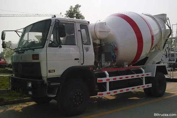 Chengliwei Chengliwei Dongfeng Commercial Vehicle Chassis concrete mixer truck