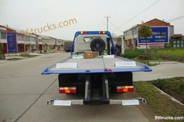 Dongfeng Duolika 140hp 4X2(6 wheels) Wrecker Truck (Dali brand) Exterior (3) | 86Trucks