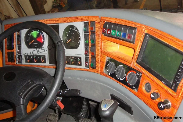 SHACMAN Tongli 440 hp 6X4(10 wheels) Wide-body Mining Dump Truck Cab (2) | 86Trucks