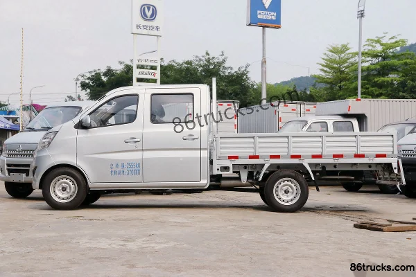 Ankai Shenqi T10 Standard 1.5L 112hp 4X2(6 wheels) Gasoline 2.52m double-row flatbed micro truck Exterior (3) | 86Trucks