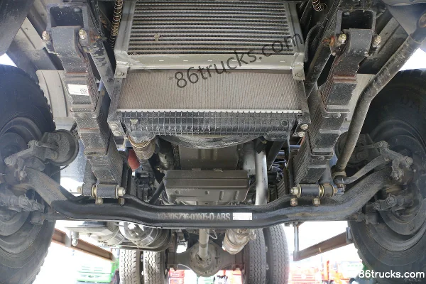 Dongfeng Yuhu 160hp 4X2(6 wheels) 4.2m Dump Truck (EQ3168GLV2) Chassis (1) | 86Trucks