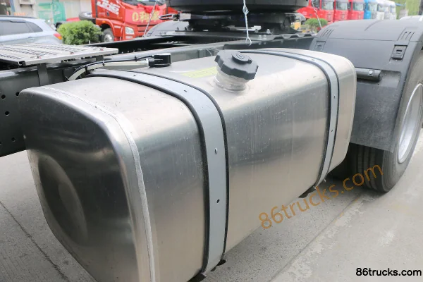 Sinotruk Haohan N7G Heavy Truck 360 hp 4X2(6 wheels) Tractor Truck (4.11 ratio) Chassis (3) | 86Trucks