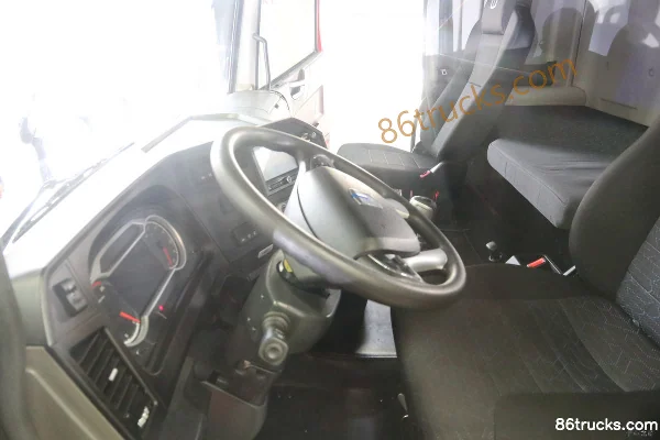 FARIZON M100 camion lourd version logistique 460 ch 6X4(10 roues) tracteur routier à méthanol nouvelle énergie Cabine (1) | 86Trucks
