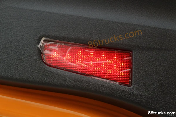 Dayun N8V Heavy Truck Standard Load Edition 400 hp 8X4(12 wheels) 5.8m Dump Truck (China VI) Cab (2) | 86Trucks