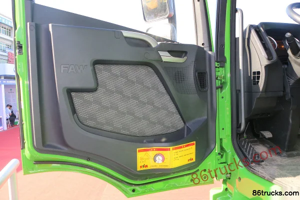 FAW Jiefang Qingdao JH6 Heavy Truck 375 hp 6X4(10 wheels) 5.4m Dump Truck (China VI) Cab (1) | 86Trucks