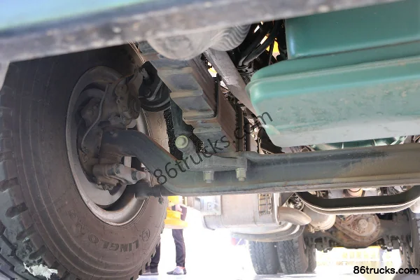 FAW Jiefang J6P 420 hp 6X4(10 wheels) Concrete Pump Truck (Koniele Brand) Chassis (2) | 86Trucks