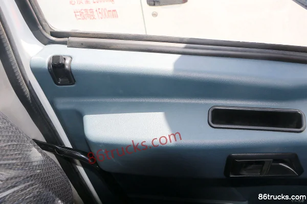 Changzheng Auto 410 hp 6X4(10 wheels) 5.8m LNG Dump Refuse Truck Chassis Cab (3) | 86Trucks