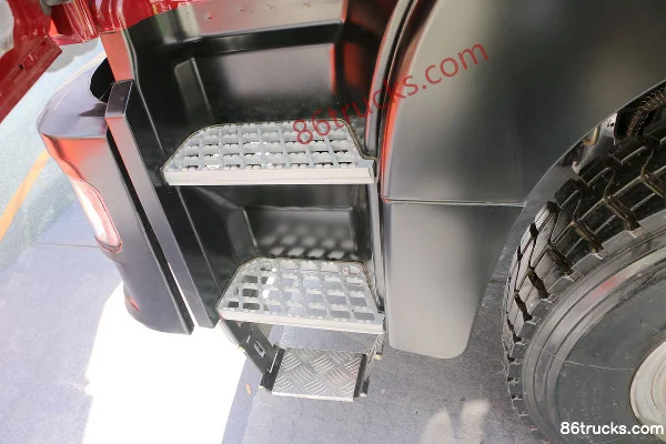 Changzheng Auto Tatra 350 hp 6X6(10 wheels) Off-Road Chassis Cab (2) | 86Trucks